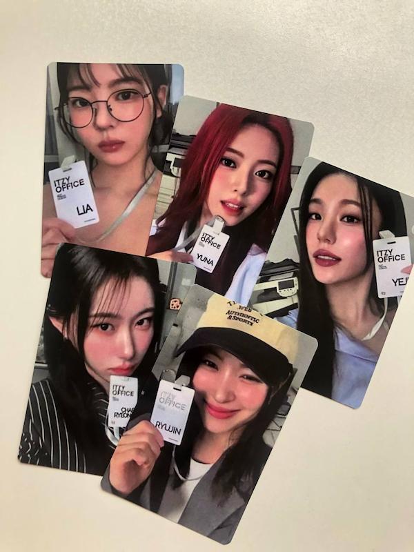 فتوکارت سیزن گریتینگ ۲۰۲۵ ایتزی