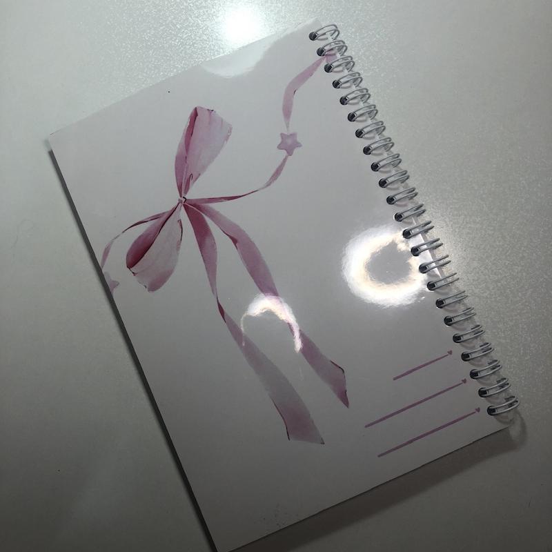 دفتر پاپیون صورتی سیمی (خط‌دار)