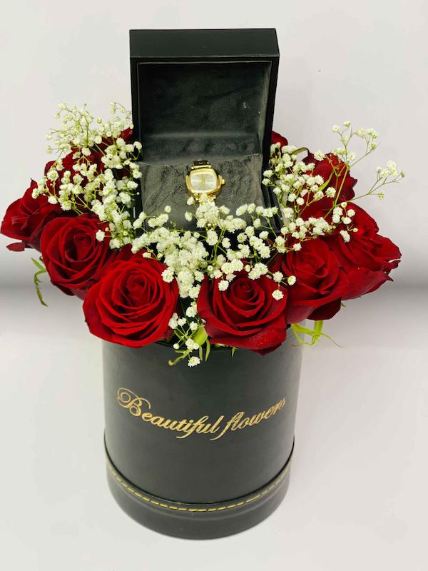 باکس گل چرمی رز هلندی و ساعت وارداتی
