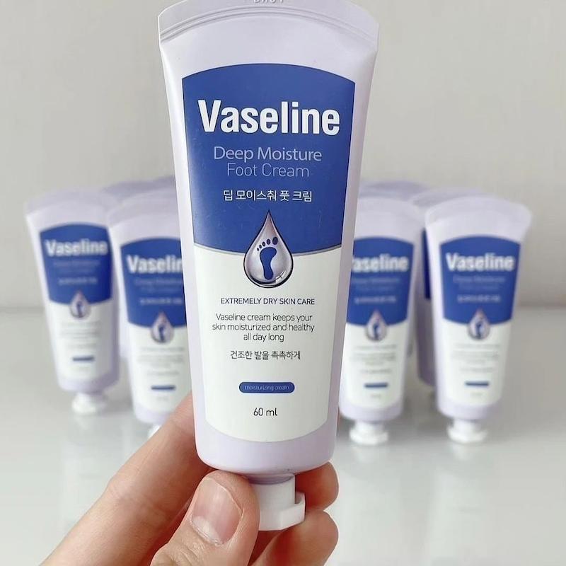 کرم مرطوب کننده عمیق پا وازلین Vaseline