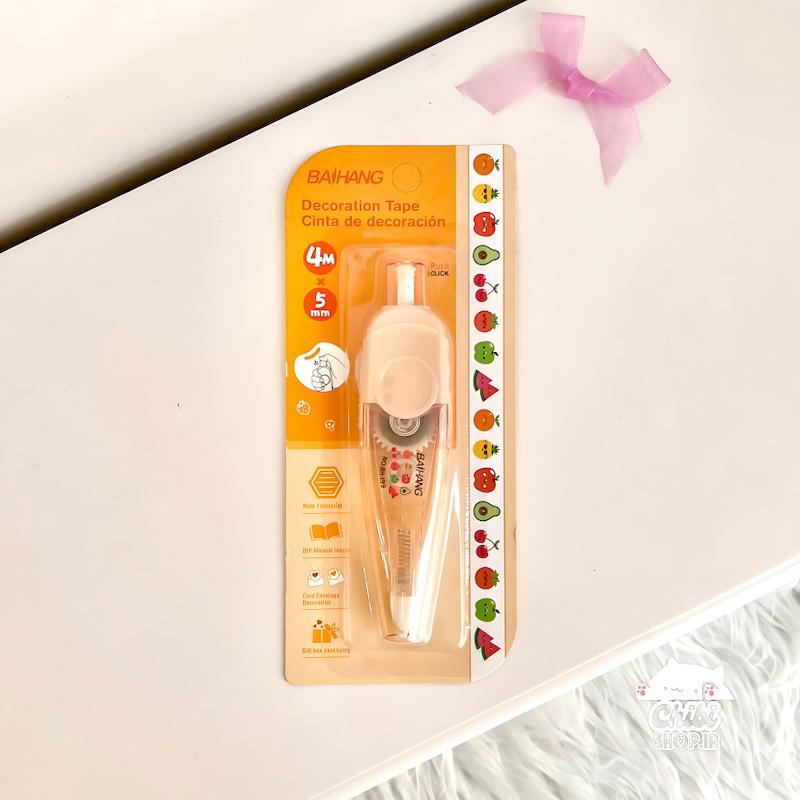 حاشیه  زن نواری میوه