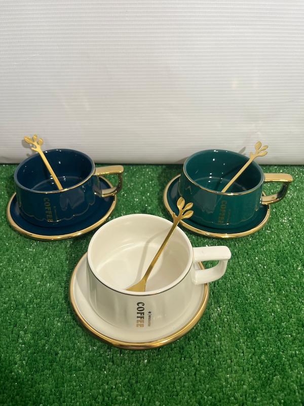 فنجان و نعلبکی