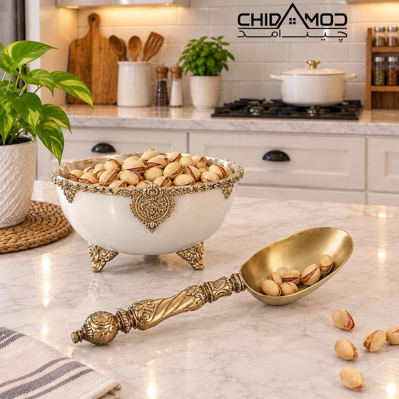 قاشق آجیل برنجی طرح شاه عباسی ۷۴۵