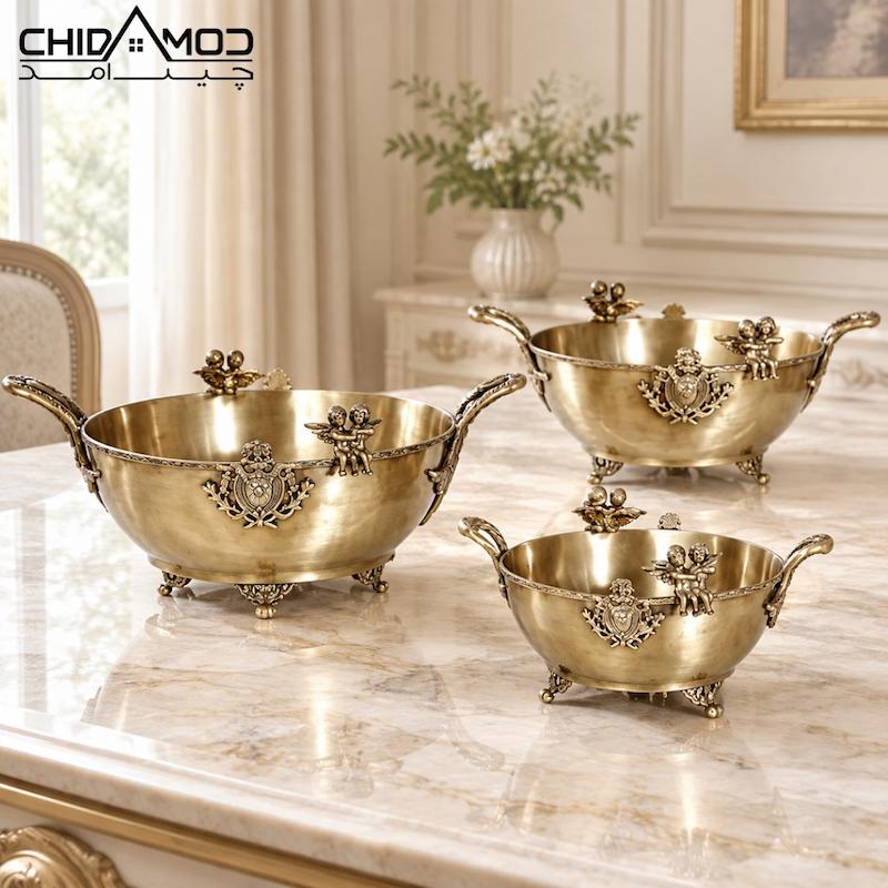 ظرف پذیرایی گرد سه پایه برنجی دو فرشته
