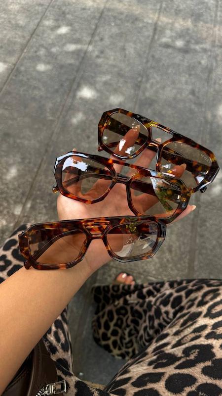 عینک پلنگی مربعی
