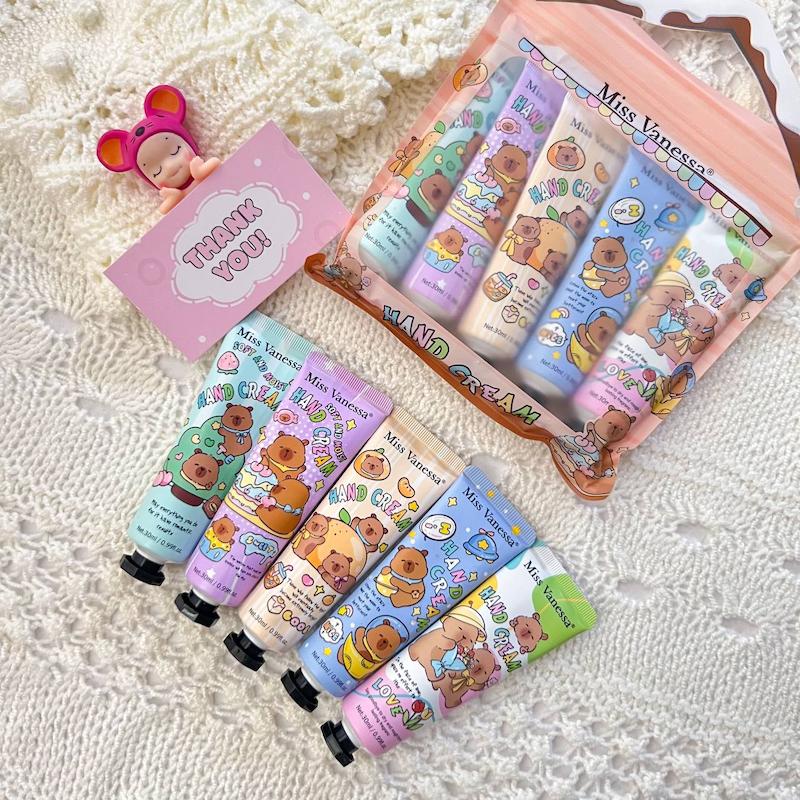 مرطوب کننده جیبی کاپی بارا🎈