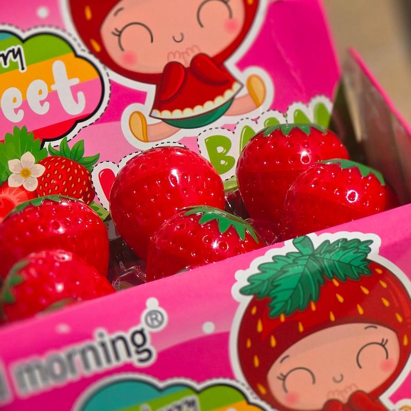 بالم لب حرارتی توت فرنگی🍓
