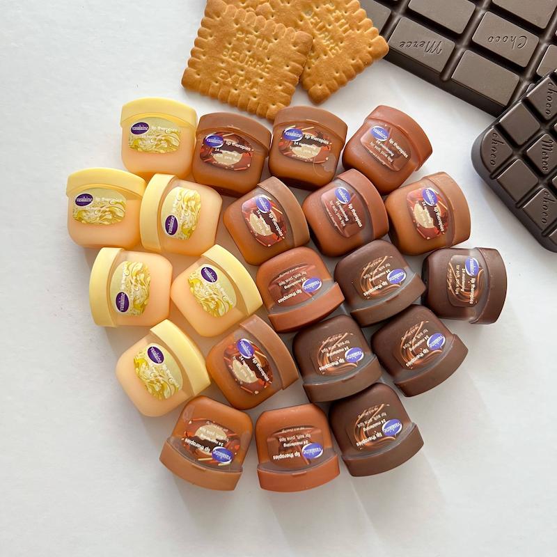 بالم لب شکلاتی وازلین🍫