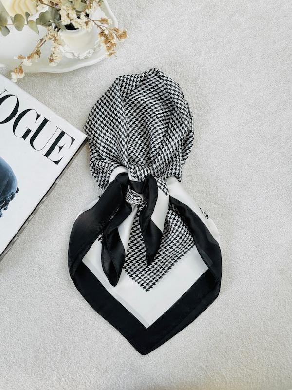 مینی اسکارف ساتن ابریشم (پیچازی)