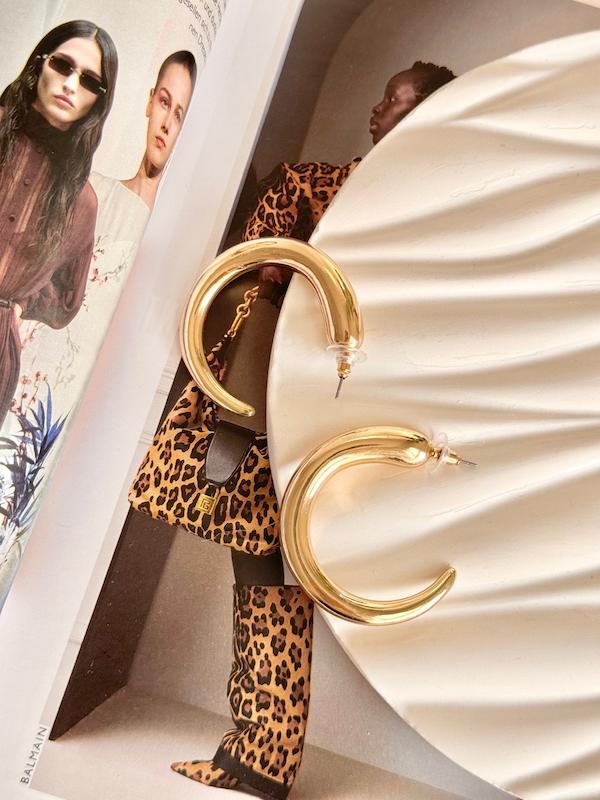 گوشواره حلقه‌ای عاج