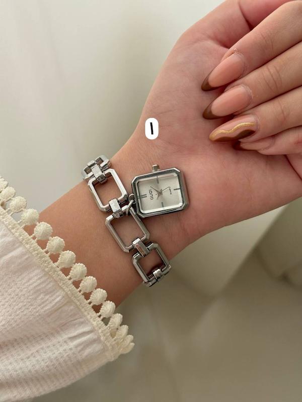 دستبندی آویزدار گوچی