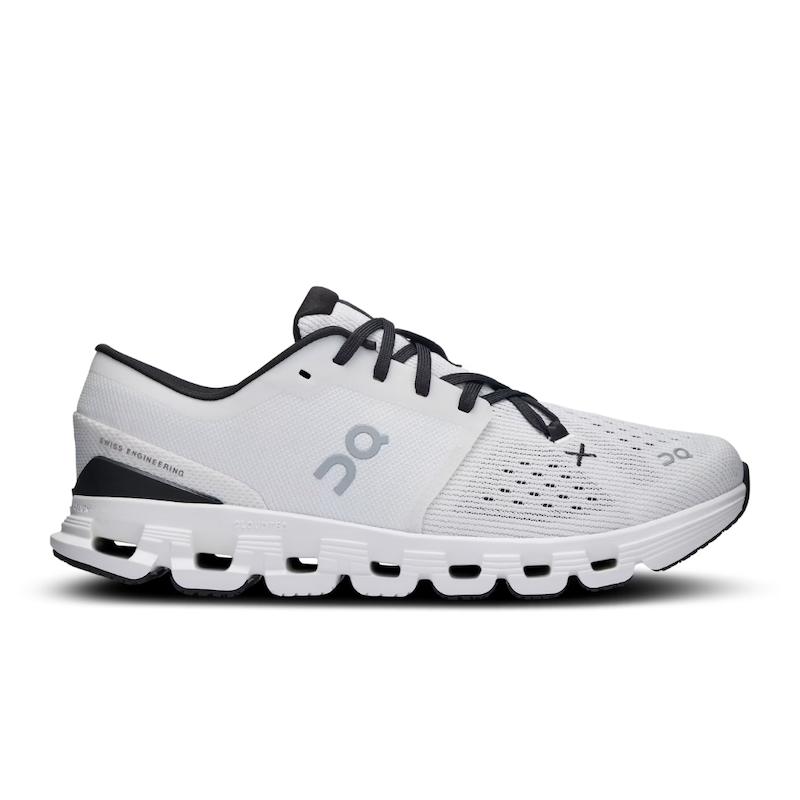 کتونی آن مدل کلود ایکس 4 ( سفید | مشکی )- (On Cloud x4 (Ivory | Black