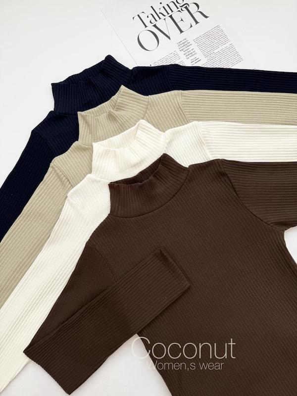 بلوز یقه ۷سانت کشبافت🥥