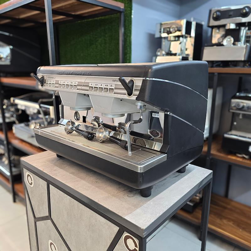 دستگاه اسپرسو دو گروپ کارکرده مدل سیمونلی آپیا2 سال ساخت 2015 کارکرده