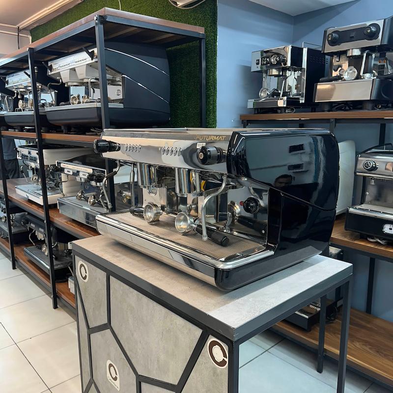 دستگاه اسپرسو دو گروپ مدل فوتورمت F3 کارکرده سال ساخت 2008