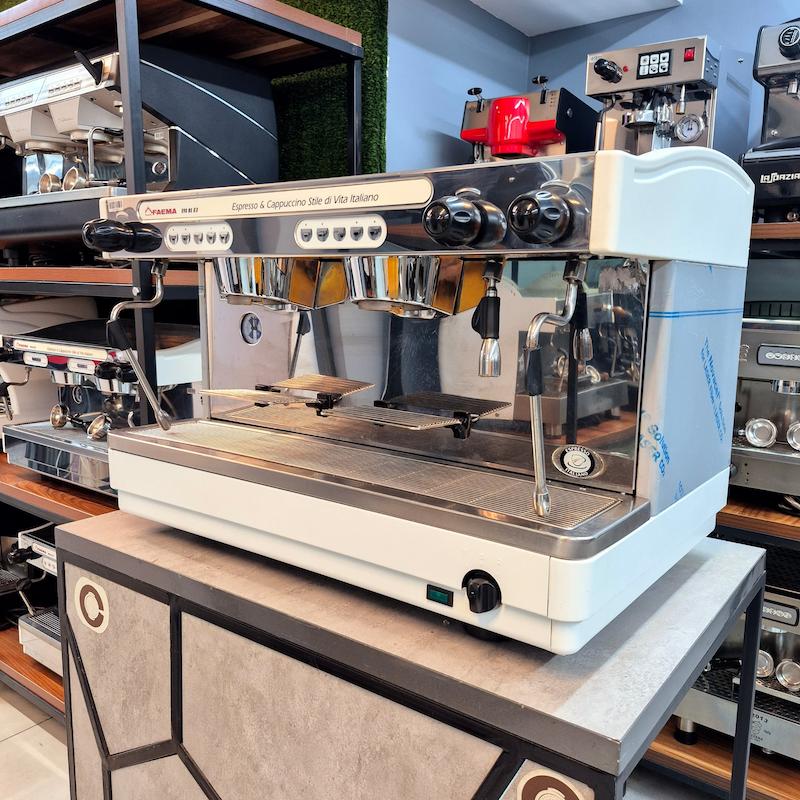 دستگاه اسپرسو دو گروپ مدل فائما E98 تال کاپ کارکرده سال ساخت 2018  