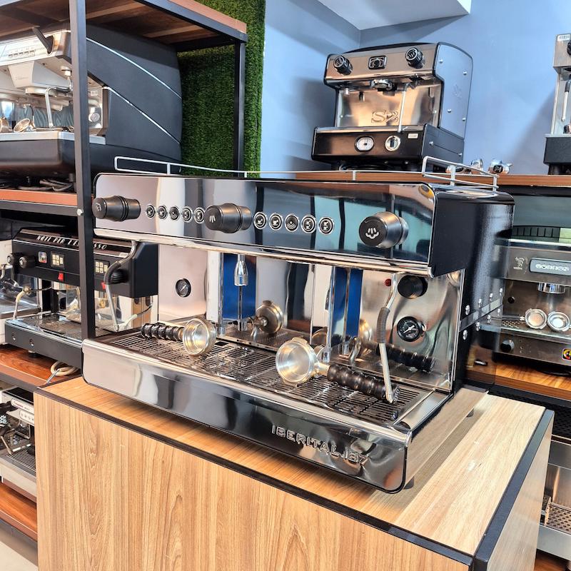 دستگاه اسپرسو دو گروپ مدل ایبرتال IB7 کارکرده سال ساخت 2018