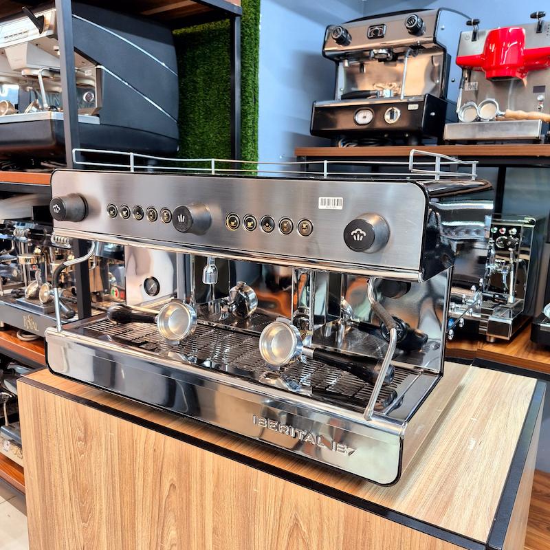 دستگاه اسپرسو دو گروپ مدل ایبرتال IB7 کارکرده سال ساخت 2016