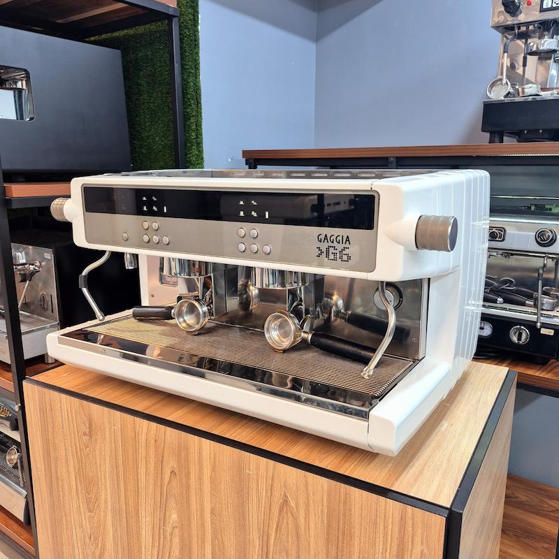 دستگاه اسپرسو دو گروپ مدل گاگیا Gaggia G6 کارکرده سال ساخت 2015