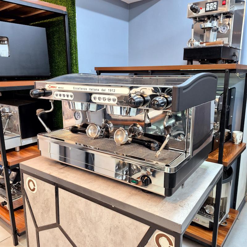 دستگاه اسپرسو دو گروپ مدل جیمبالی M27 کارکرده سال ساخت 2014 