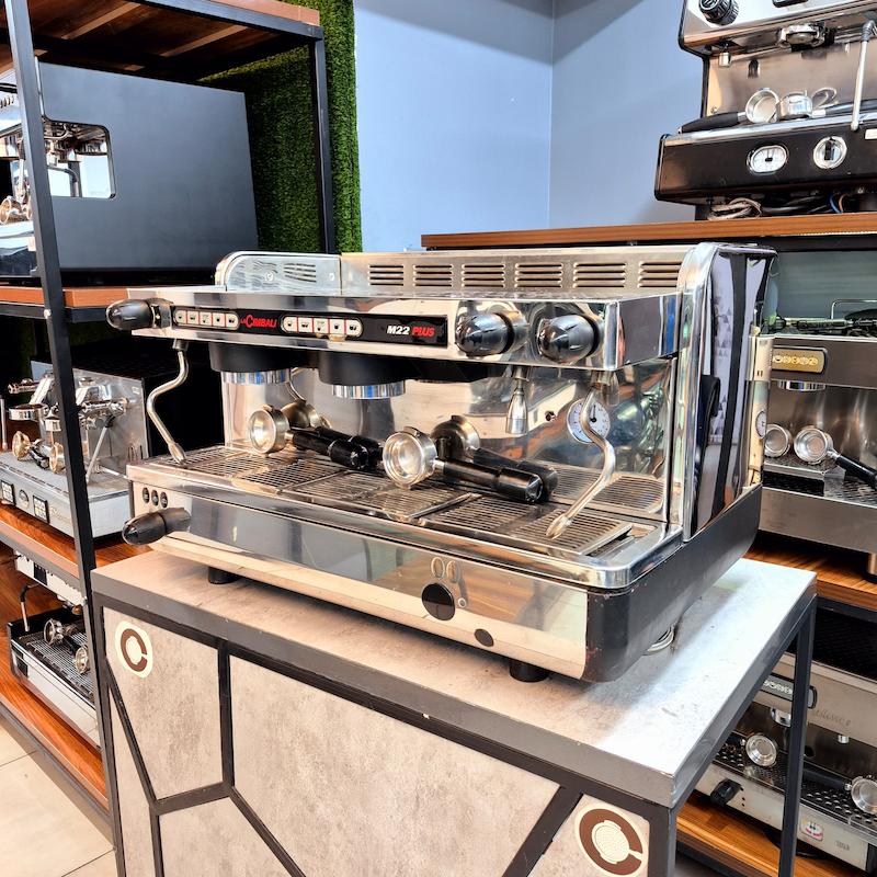 دستگاه اسپرسو دو گروپ مدل جیمبالی M22 plus کارکرده سال ساخت 2010
