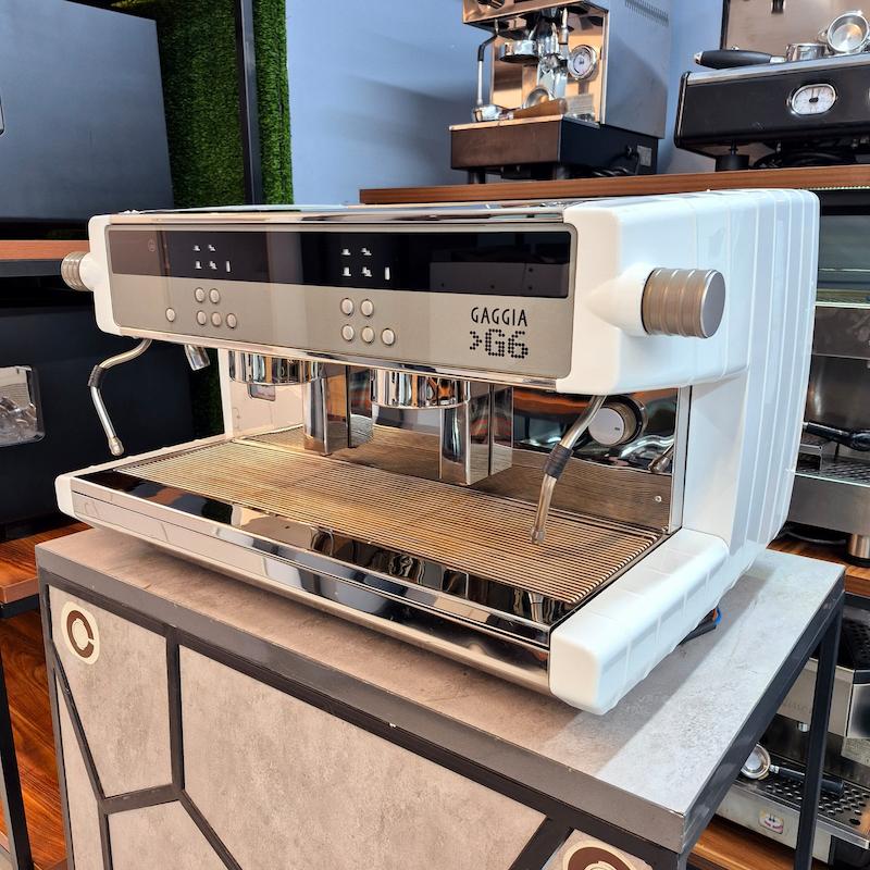 دستگاه اسپرسو دو گروپ مدل گاگیا Gaggia G6 کارکرده سال ساخت 2016