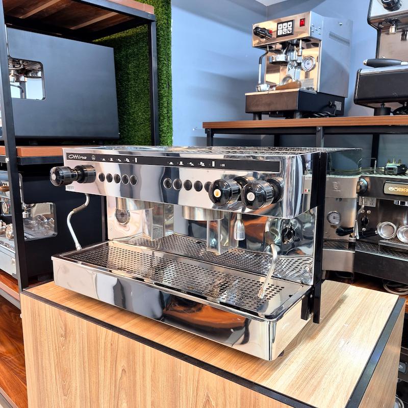 دستگاه اسپرسو دو گروپ مدل فوتورمت اوتیما کارکرده سال ساخت 2009 