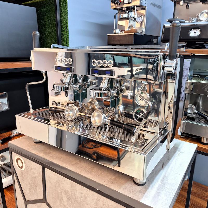 دستگاه اسپرسو دو گروپ مدل راکت Rocket R9 مولتی بویلر کارکرده سال ساخت 2014