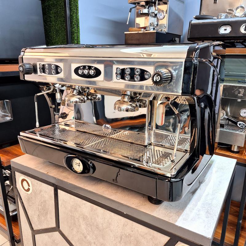 دستگاه اسپرسو دو گروپ مدل آستوریا مدل کالیپسو Calypso کارکرده سال ساخت 2011