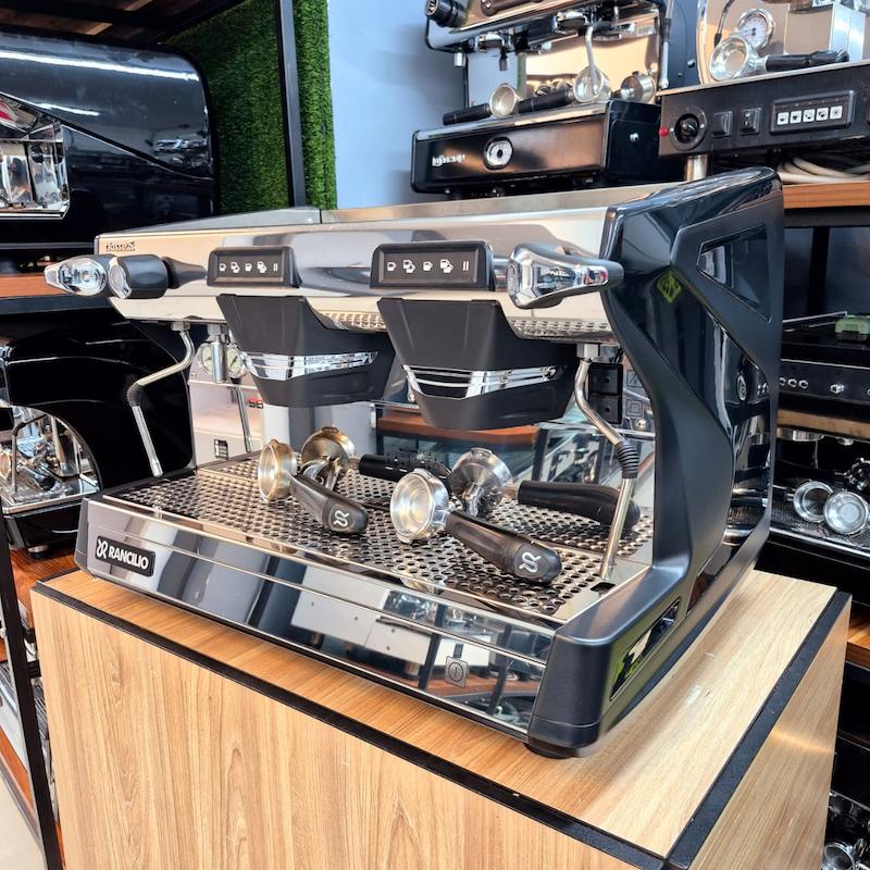 دستگاه اسپرسو دو گروپ مدل رنچیلیو کلاس Rancilio Classe 5 کارکرده سال ساخت 2022