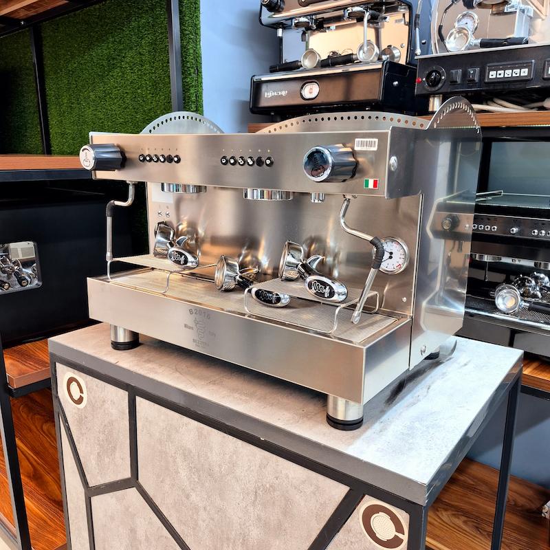 دستگاه اسپرسو دو گروپ کارکرده مدل بیزرا B2016 سال ساخت 2022