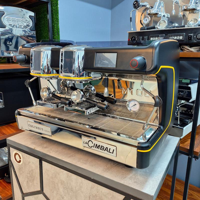 دستگاه اسپرسو دو گروپ جیمبالی CIMBALI M100 GT کارکرده سال ساخت 2019