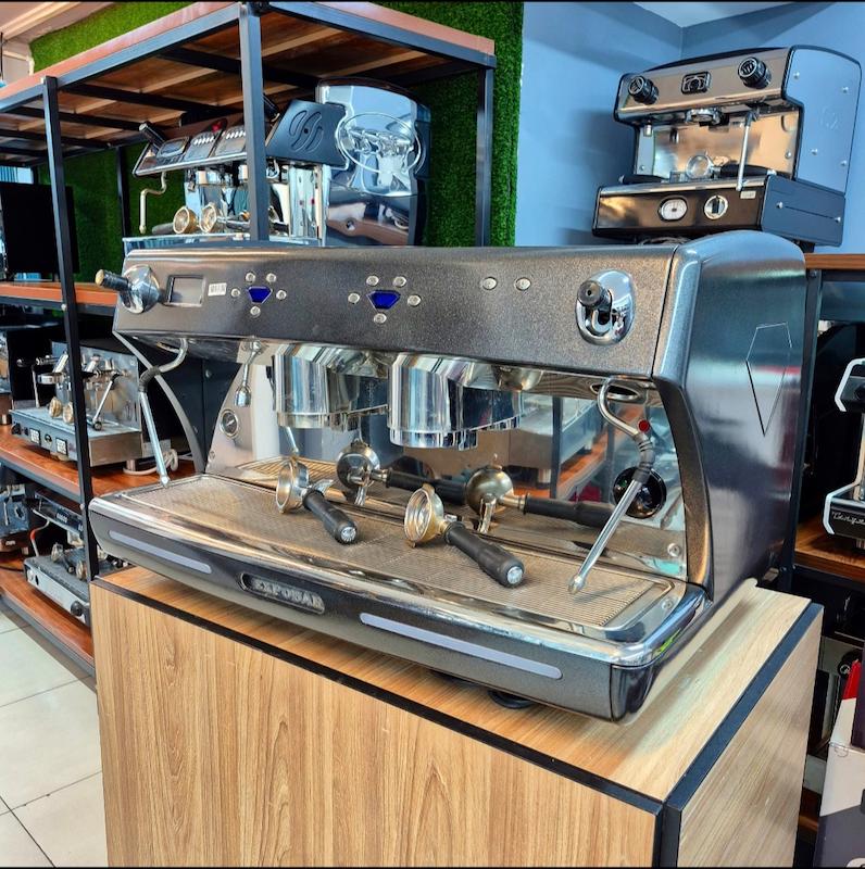 دستگاه اسپرسوساز دو گروپ اتومات مدل اکسپوبار دیامانت Diamond کارکرده سال ساخت 2014