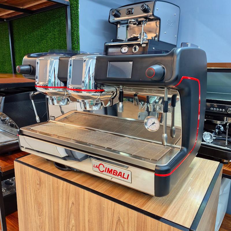 دستگاه اسپرسوساز دو گروپ مدل جیمبالی LACIMBALI مدل M100 HD کارکرده سال ساخت 2015 