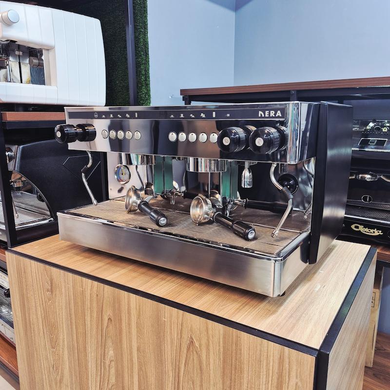 دستگاه اسپرسو دو گروپ مدل گاگیا Gaggia Nera کارکرده سال ساخت 2011 