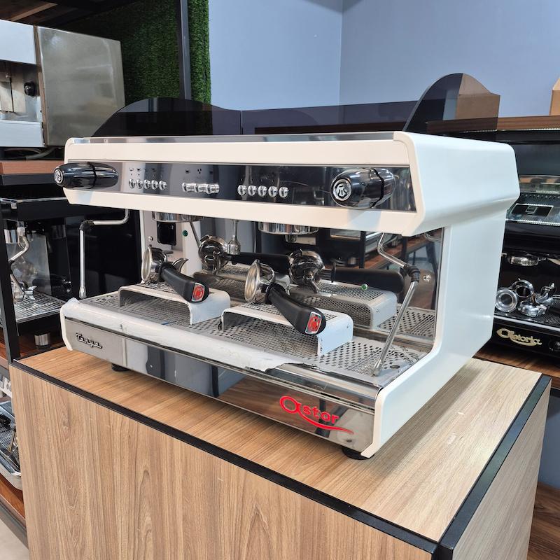 دستگاه اسپرسو دو گروپ مدل آستوریا تانیا Astoria Tanya آکبند سال ساخت 2022