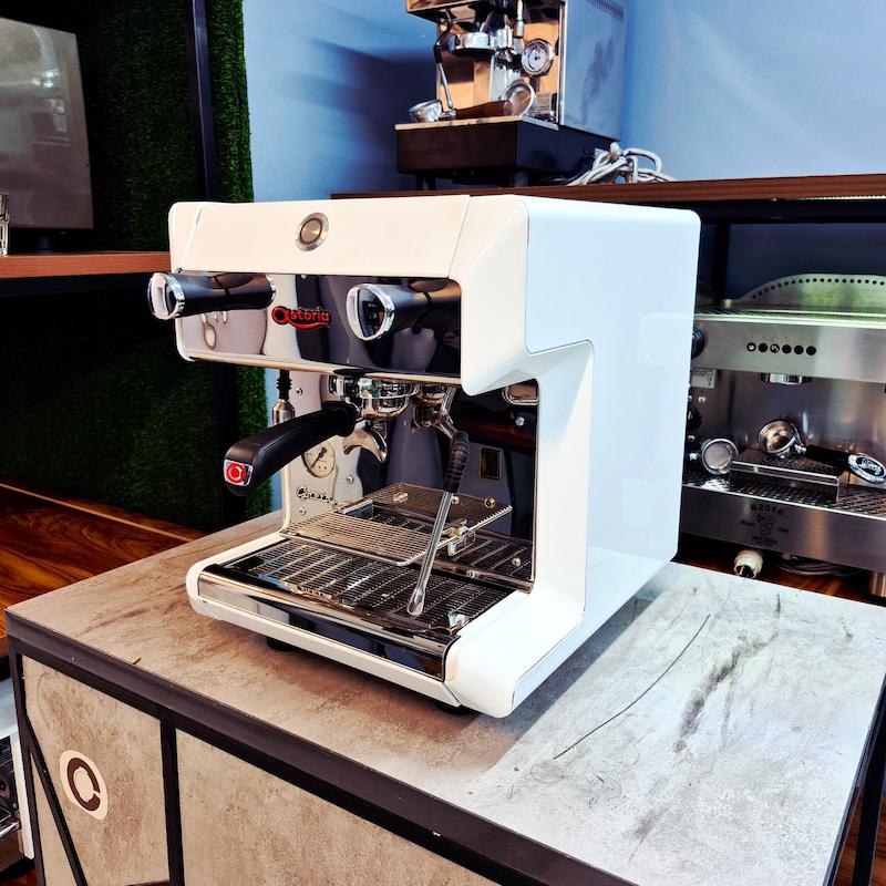 دستگاه اسپرسو تک گروپ مدل آستوریا Greta کارکرده سال ساخت 2016