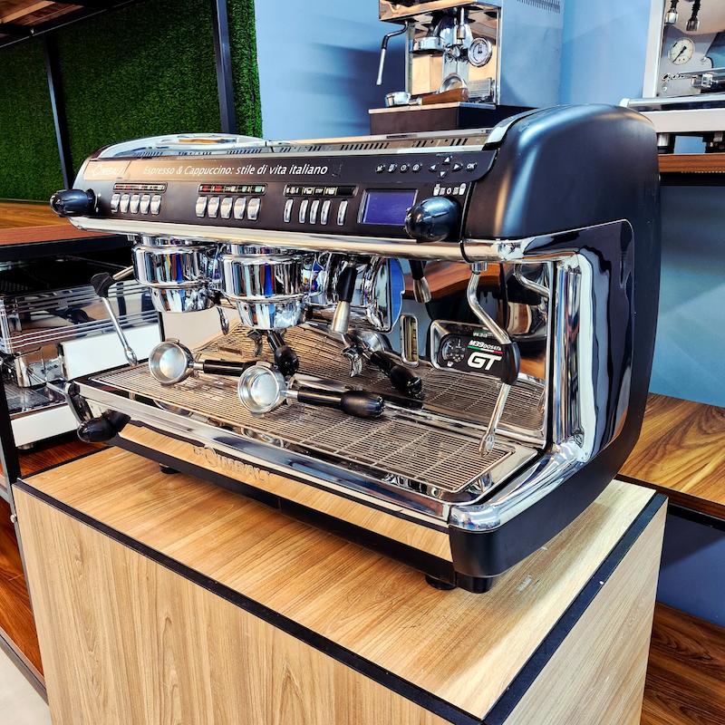 دستگاه اسپرسو مدل جیمبالی M39 GT دو گروپ کارکرده سال ساخت 2014