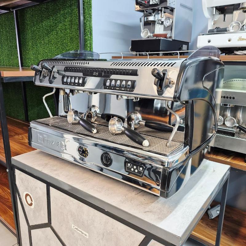 دستگاه اسپرسو دو گروپ مدل لاسپازیاله La Spaziale S5 کار کرده سال ساخت 2017 