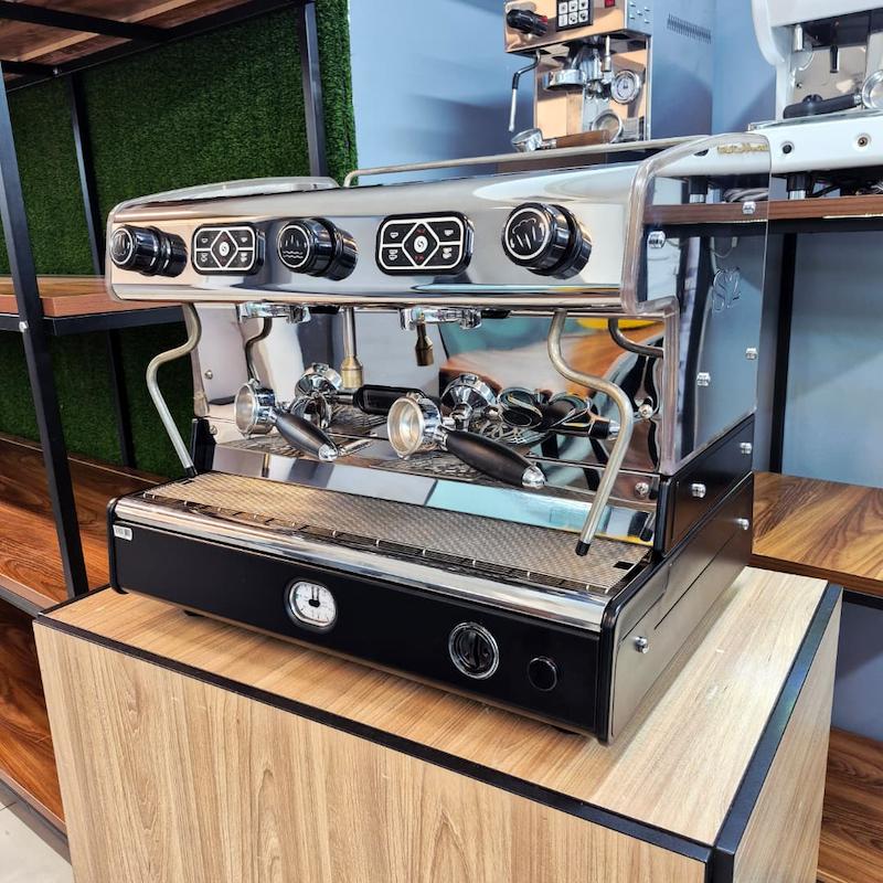 دستگاه اسپرسو دو گروپ لاسپازیاله مدل S2 تال کاپ کارکرده سال ساخت 2016 