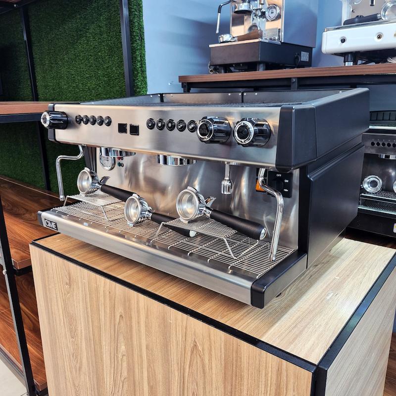 دستگاه اسپرسو دو گروپ مدل  Cime Luna چیم لونا تال کاپ کارکرده سال ساخت 2023 