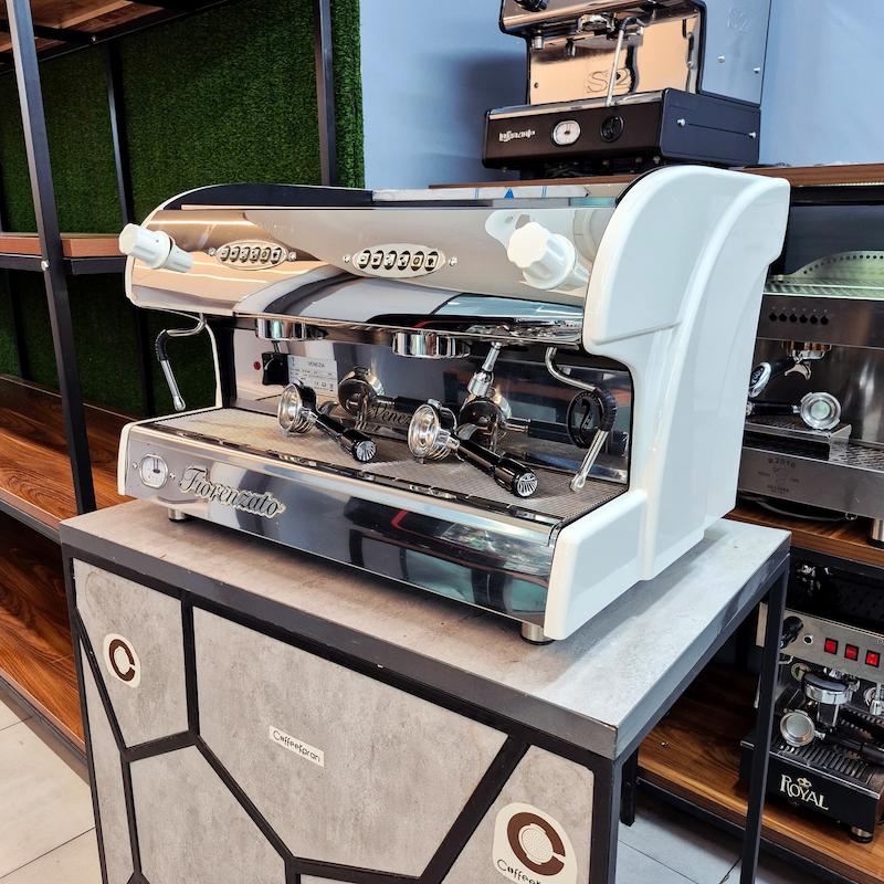 دستگاه اسپرسو دو گروپ مدل فیورنزاتو Fiorenzato Venezia کارکرده سال ساخت 2017