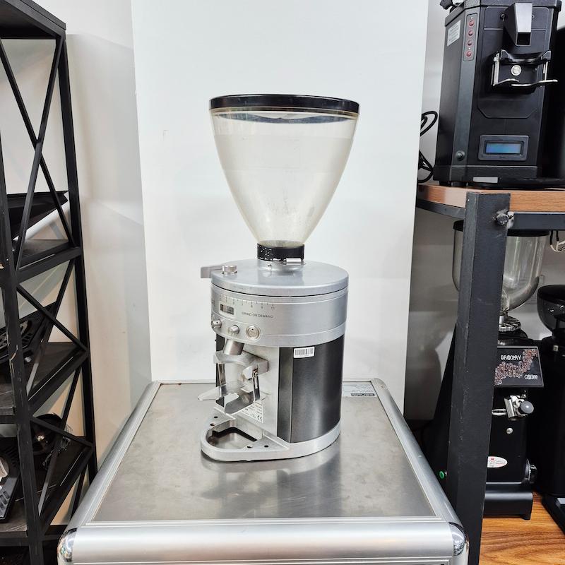 آسیاب قهوه مدل مالکونیگ Mahlkönig K30 کارکرده 