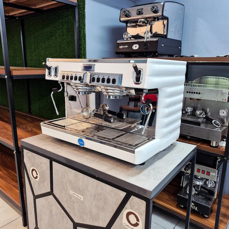 دستگاه اسپرسو دو گروپ مدل کاریمالی بابل کارکرده سال ساخت 2017