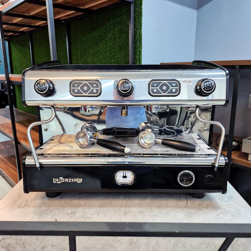 دستگاه اسپرسوساز  دو گروپ برند لاسپازیاله  مدل S2 اتوماتیک کارکرده سال ساخت 2017 