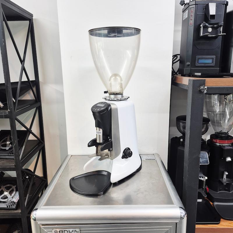 آسیاب قهوه مدل هی کفه آندیمند Hey Cafe HC600 کارکرده 