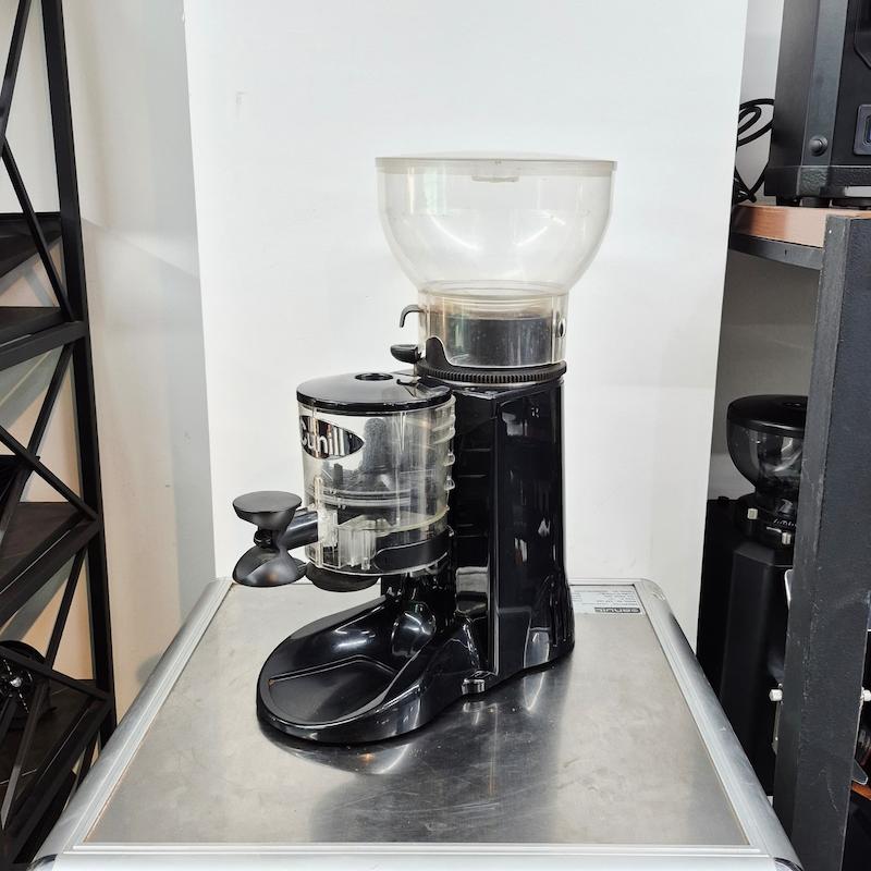 آسیاب قهوه کونیل ترانکویلو دوزردار Cunill Tranquilo کارکرده 