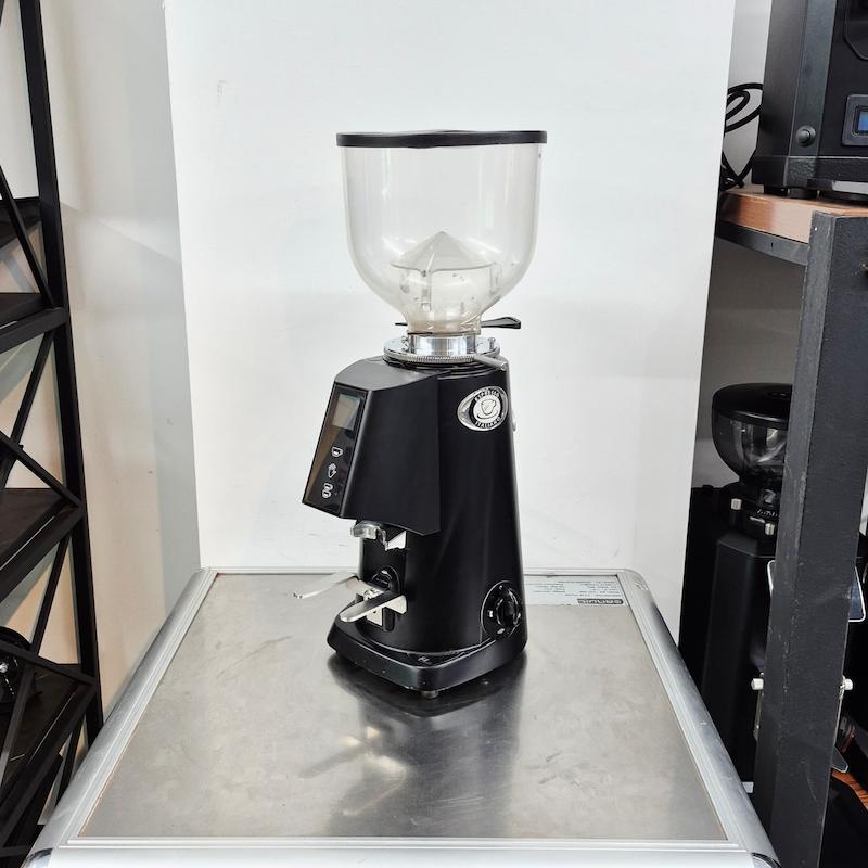 آسیاب قهوه اندیمند مدل فیورنزاتو F4 nano کارکرده 