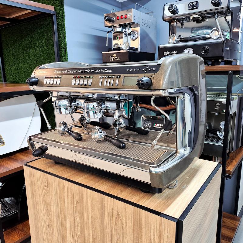 دستگاه اسپرسو دو گروپ مدل جیمبالی Cimbali M39 dosatron کارکرده سال ساخت 2012