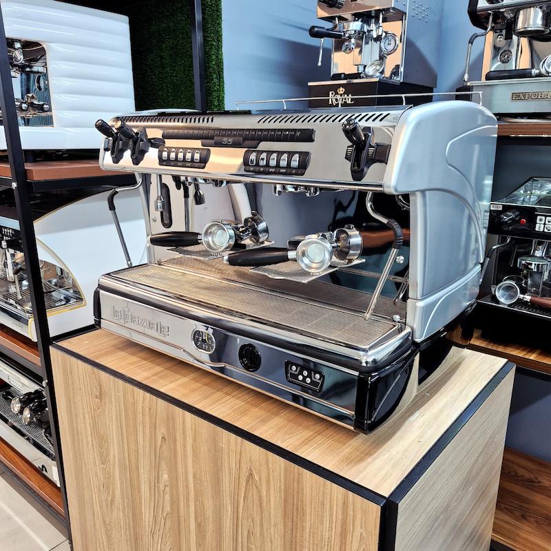 دستگاه اسپرسو دو گروپ مدل لاسپازیاله La Spaziale S5 Tullcup کارکرده سال ساخت 2017 